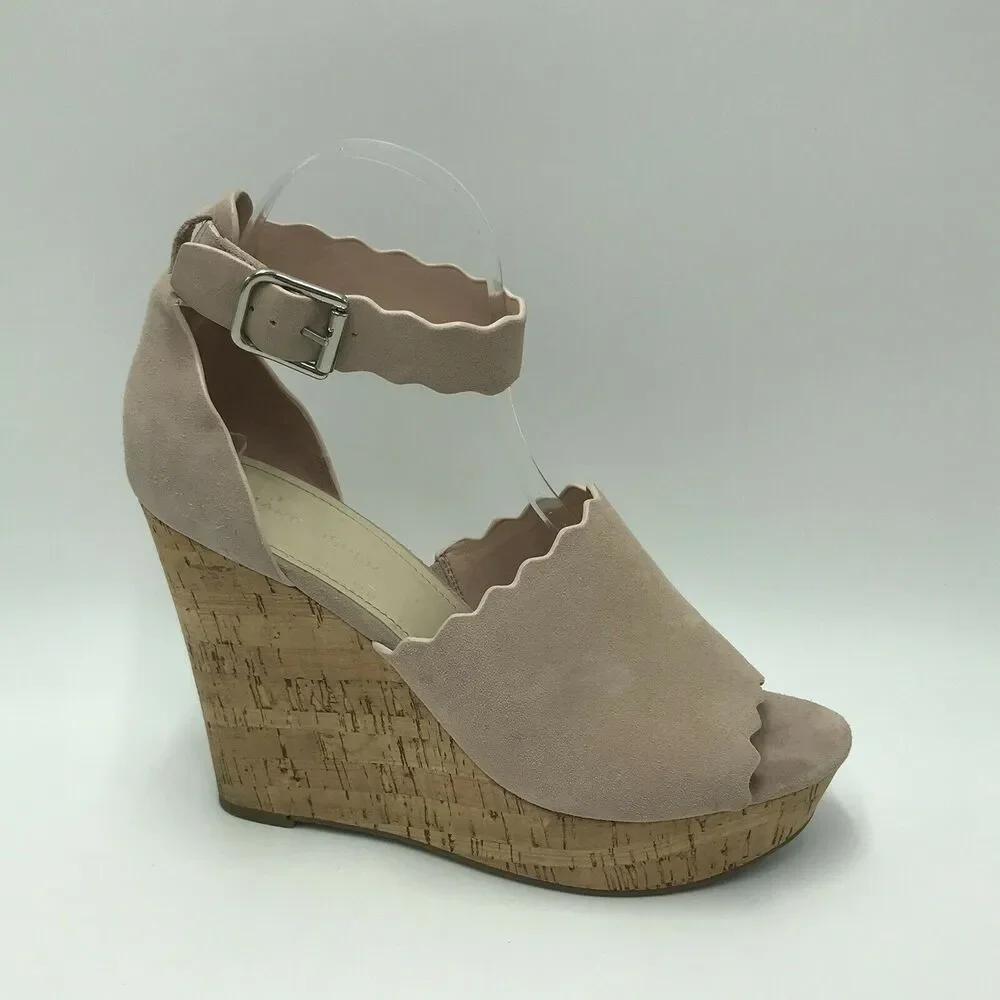 Marc Fisher 10M Natural Taupe Haya Scallop Ankle Strap Espadrille Wedge Sandal
